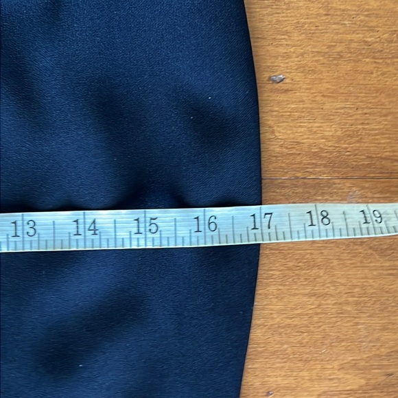 Bardot Solange Black Off-Shoulder Sheath Dress W Long Fluted Sleeves Size 6 - Picture 11 of 14